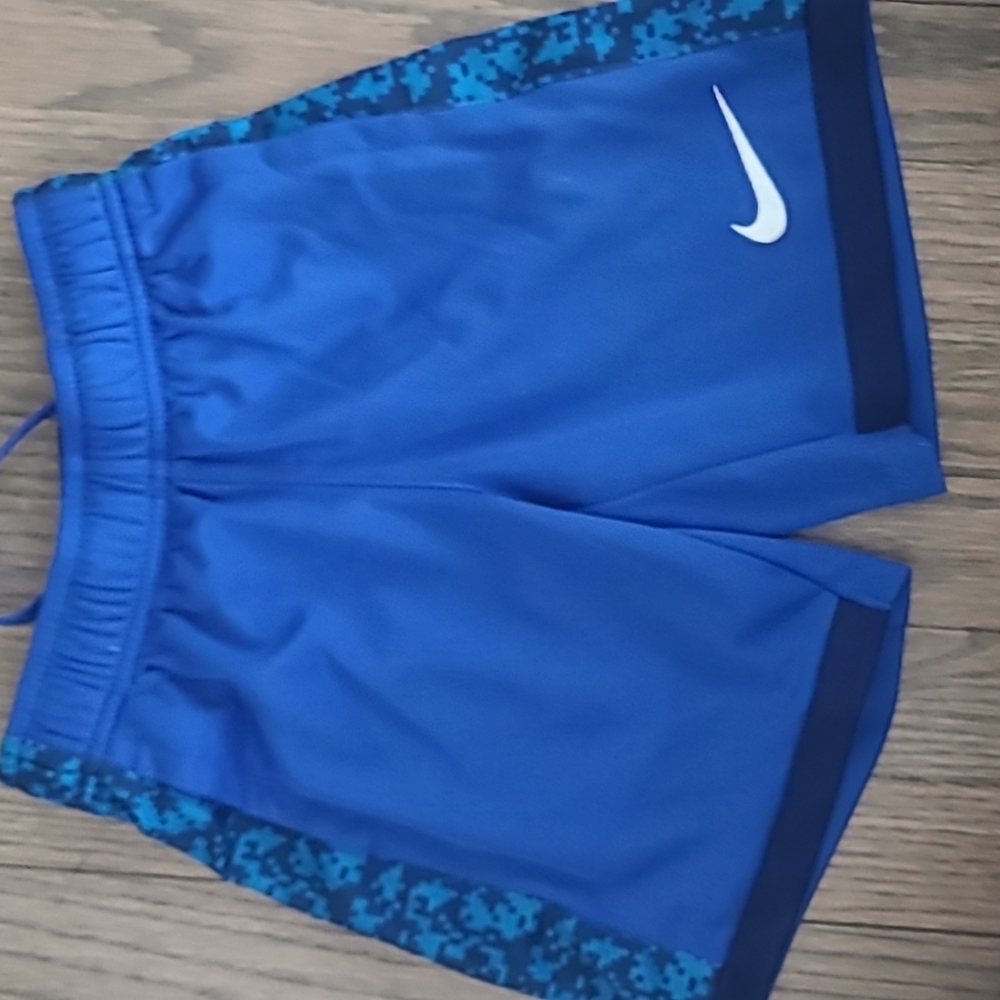 Boys Nike Dri-fit shorts